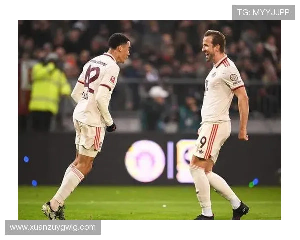 格雷茨卡闪击世界波 + 9.8 分！拜仁中场教科书级表现