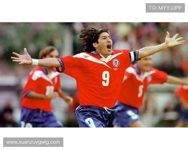 萨莫拉诺:恰 20 去留决定国米走向,力挺埃斯波西托成破局关键(2) 萨莫拉诺:恰 20 去留决定国米走向,力挺埃斯波西托成破局关键(2)